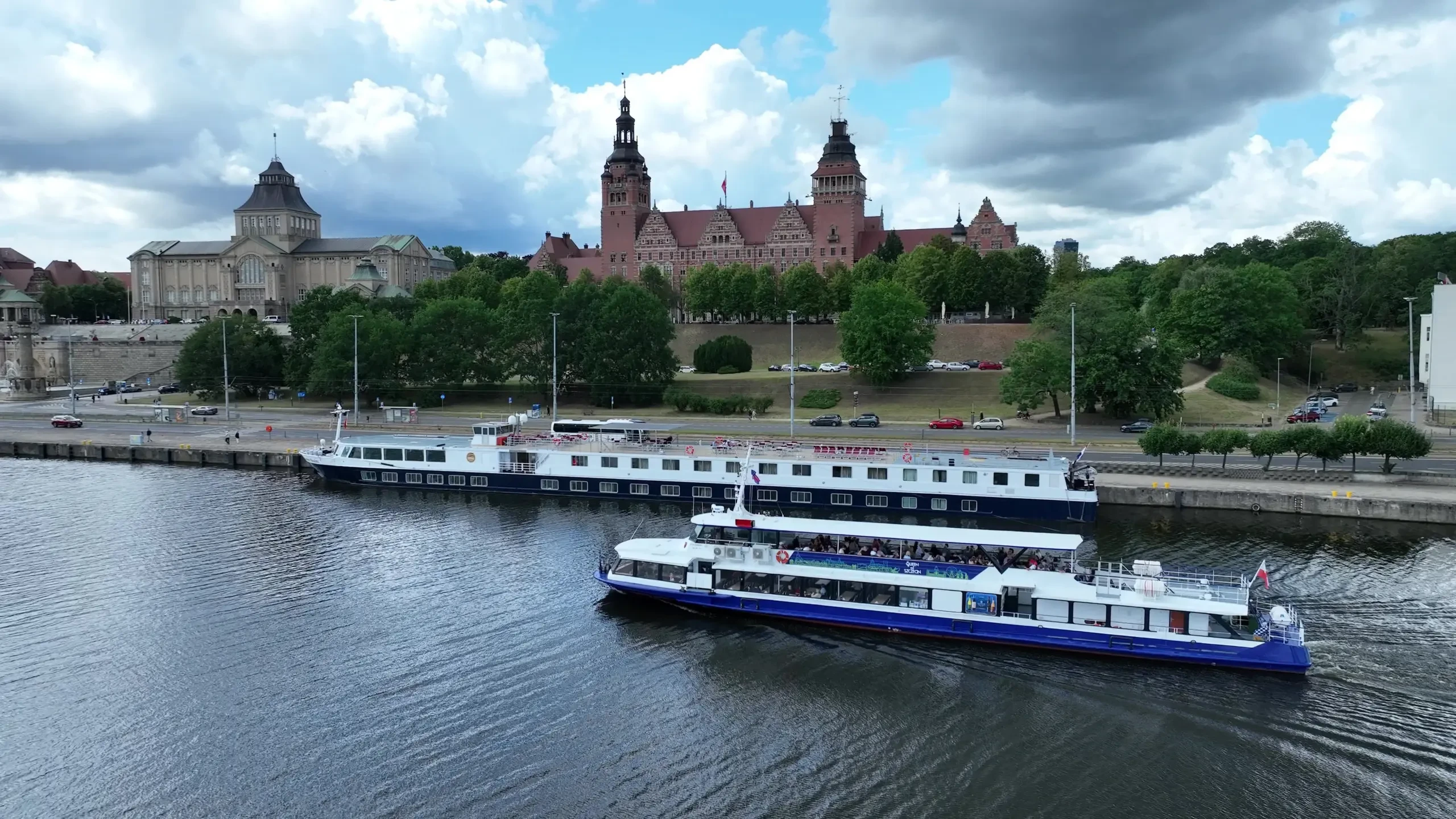 Queen of Szczecin - tramwaj wodny na trasie Szczecin - Nowe Warpno - Świnoujście